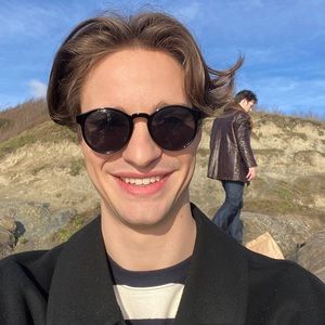 Meet your Posher, Austin